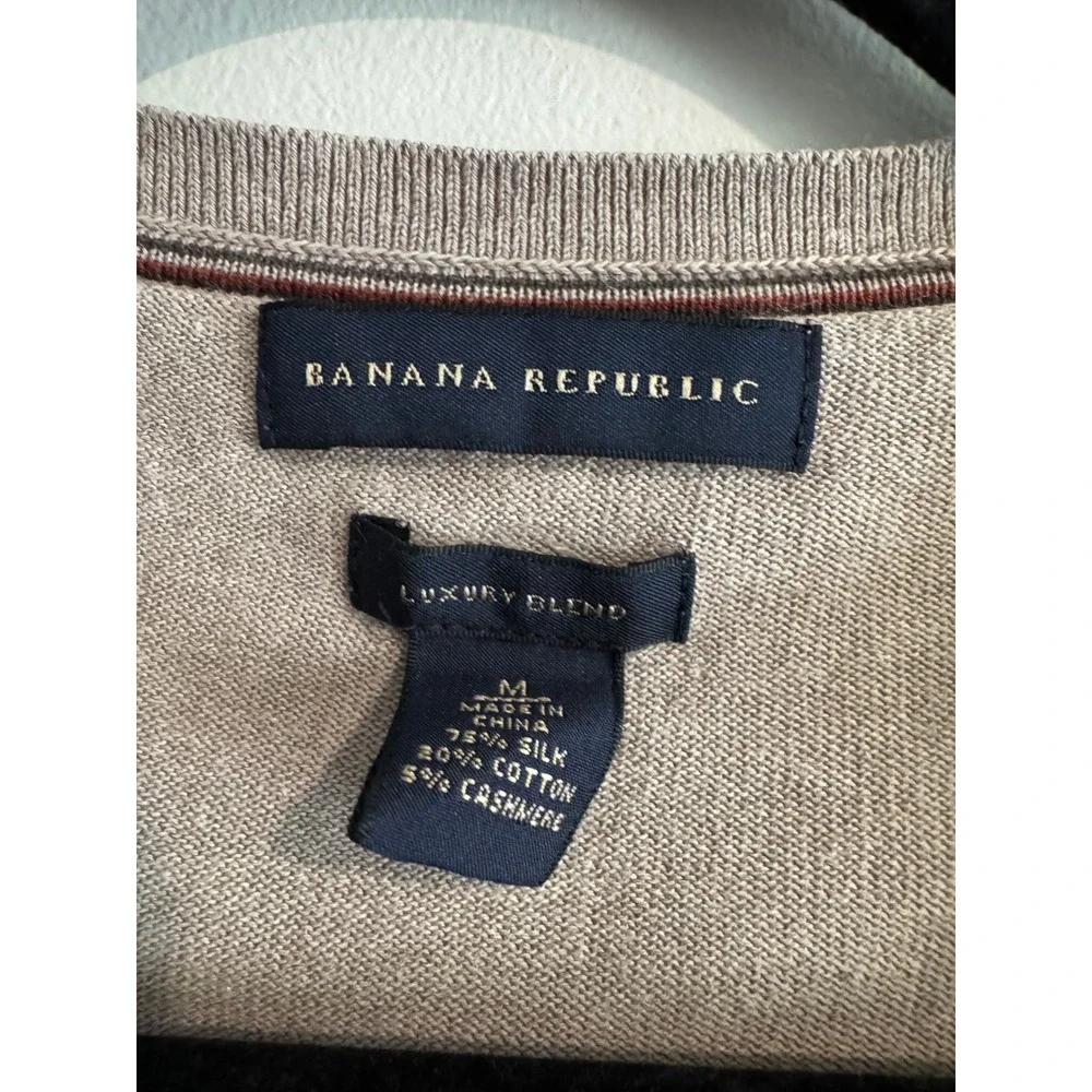 Banana Republic‎ Luxury Blend V-Neck Sweater Mens Medium Silk Cashmere Blend